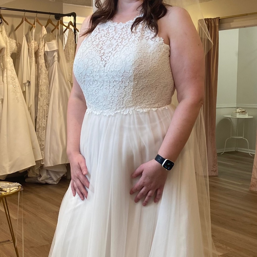 Jasmine Bridal Dress “Iris”